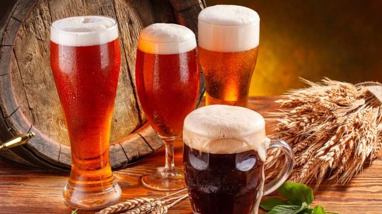 What Distinguishes Keg Beer from Cask Ales?