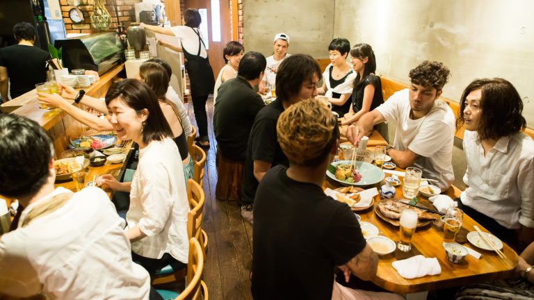 Comparing Japanese Izakaya Restaurants to American Gastropubs