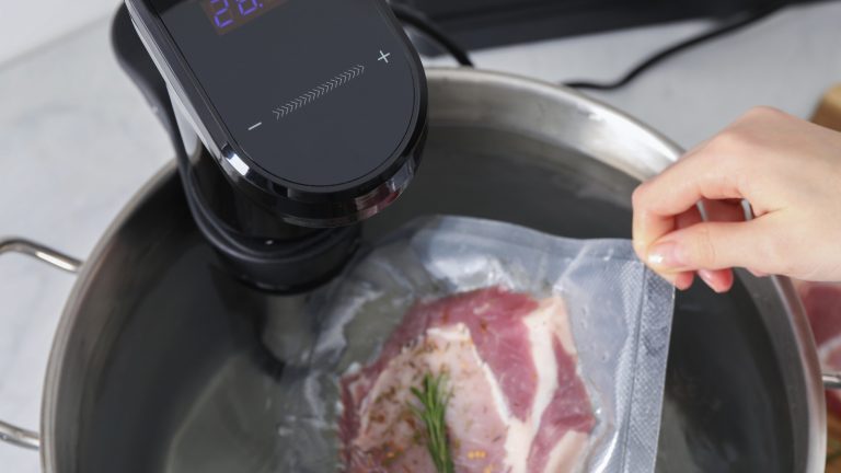 The Fast Food Chain That Uses Sous Vide for Its Beef