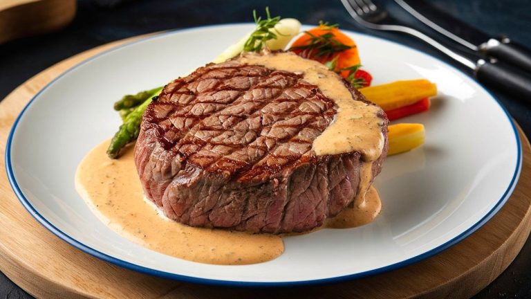 Try This Method to Transform Steak Drippings Into a Rich, Velvety Pan Sauce