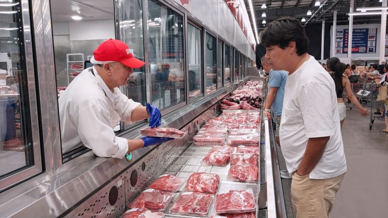 How Costco Efficiently Maintains Cleanliness in Its Meat Rooms