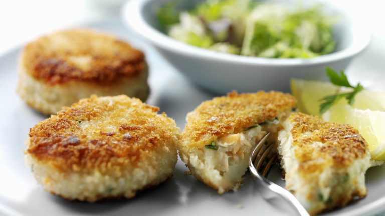 Tips to Keep Your Crab Cakes Intact While Cooking