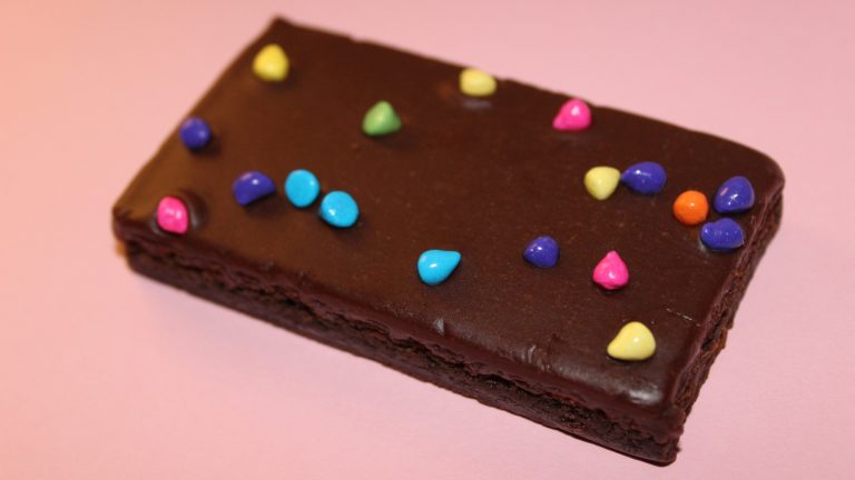 The 1990s Nightlife Trend That Inspired Little Debbie's Cosmic Brownies