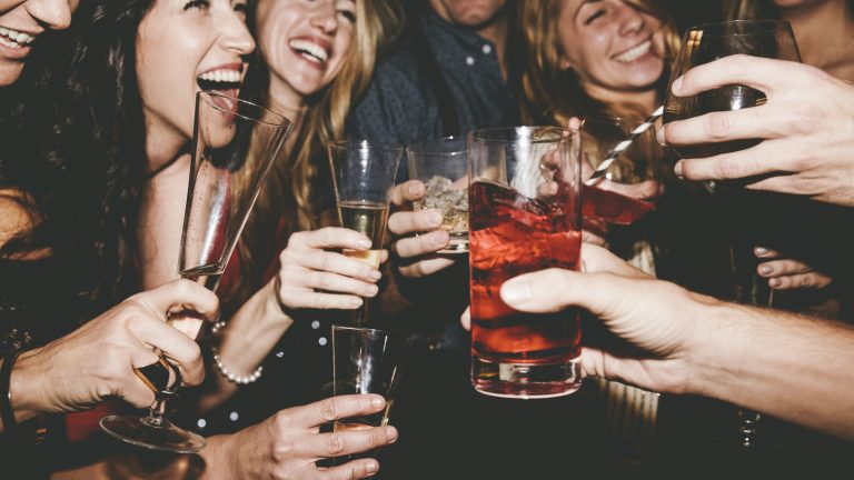 Avoiding Overspending at the Bar Is Easier Than You Think