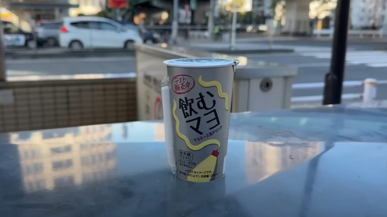 How Drinking Mayonnaise Through a Straw Became Commonplace in Japan