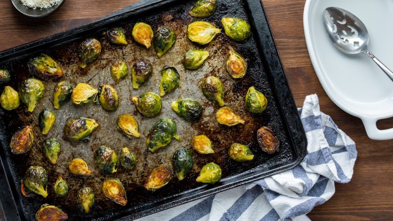 When Should You Consider Replacing Your Sheet Pan?