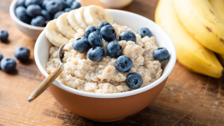 Reasons to Reconsider Using the Microwave for Heating Oatmeal