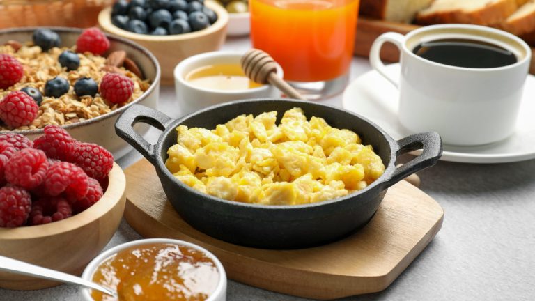 6 Convenient Protein Sources for a Quick Breakfast Without Eggs