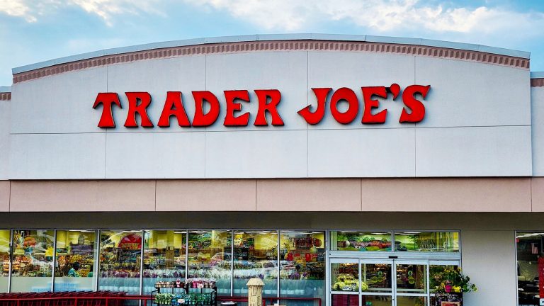 Why Trader Joe's Refuses to Sell Groceries Through Instacart and Other Apps