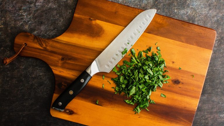 Beginner's Guide to Properly Holding a Chef's Knife
