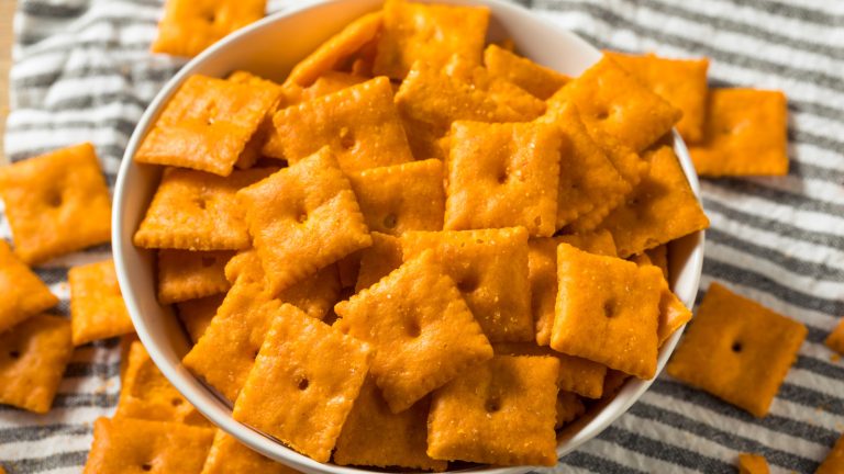 Spice Up Your Cheez-It Crackers with This Flavorful Reddit Hack
