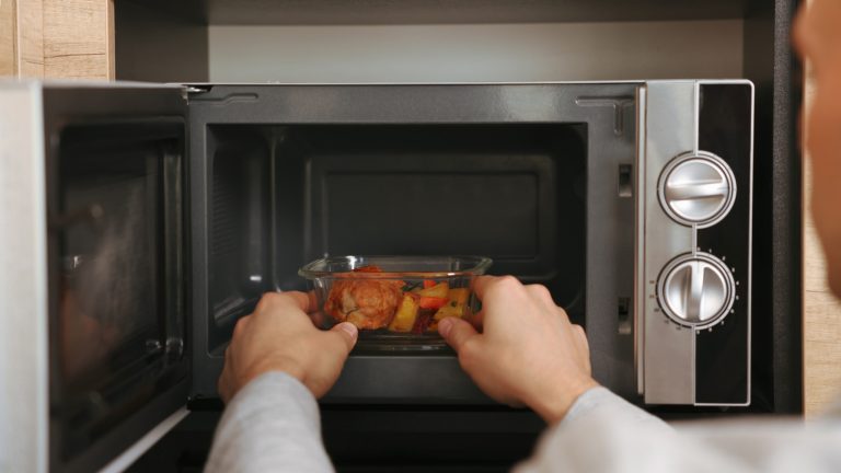 The Optimal Method for Heating Frozen Food Without a Microwave