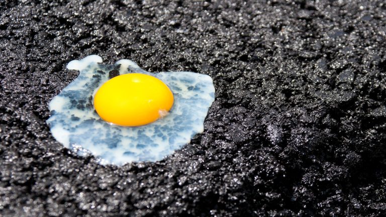 Can You Fry an Egg on the Sidewalk in Extreme Heat?
