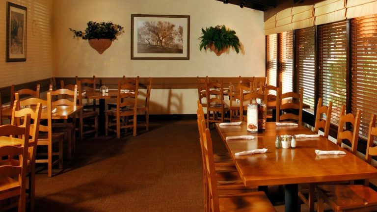 Olive Garden's Dramatic Makeover: Why Fans Long for Its Classic Design